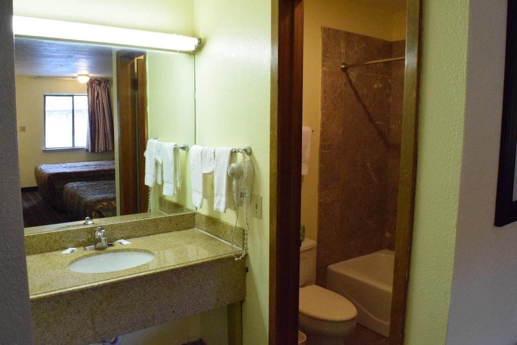 Executive Inn Odessa Habitación foto